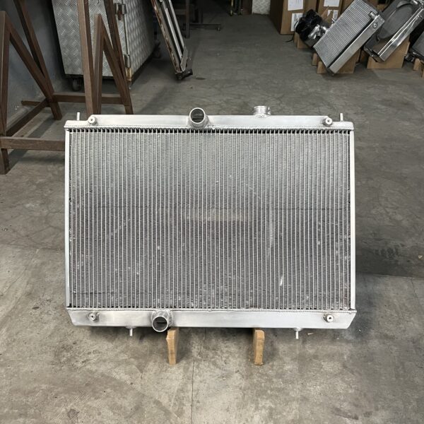 Radiador brasado Mitsubishi TR4